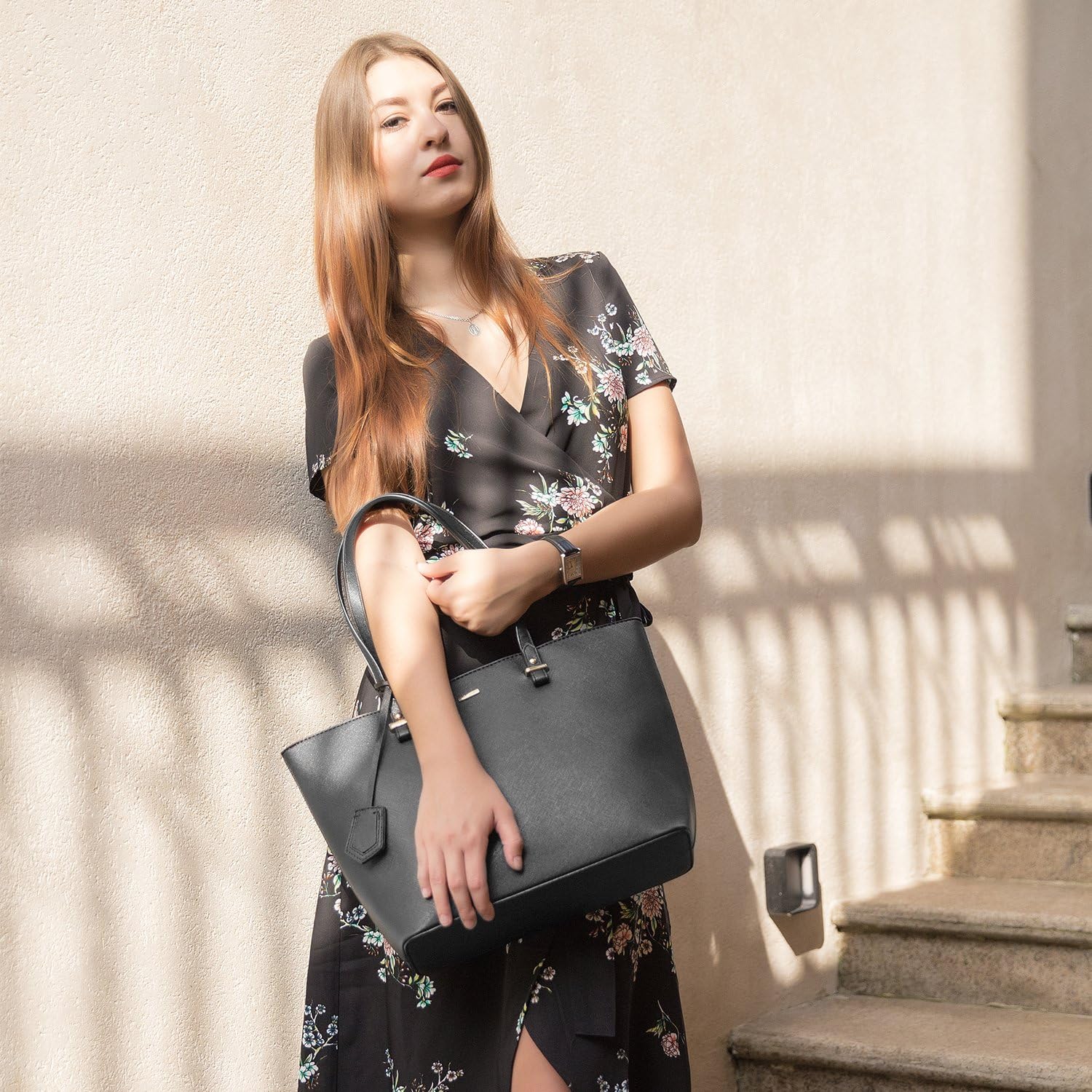 Lovevook Three-Piece Handbag Set – Tote, Crossbody, and Clutch